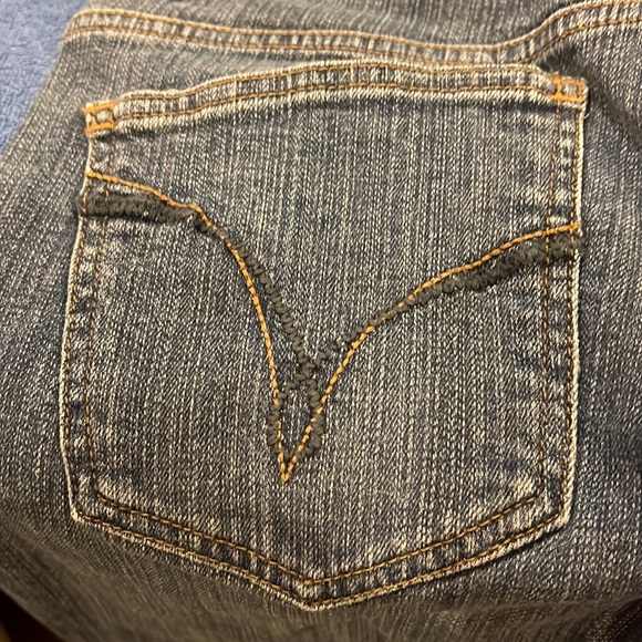 Lee Jean Capris - Picture 5 of 8